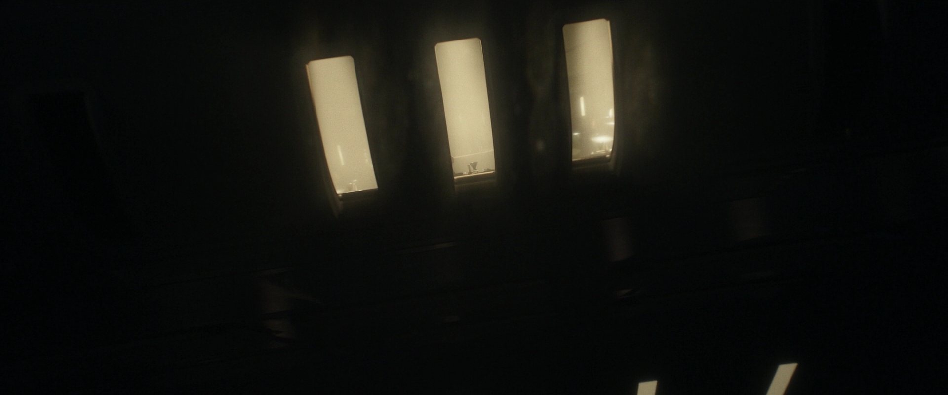 extant_StarTrek_PIC_1x01-Remembrance_0069.jpg