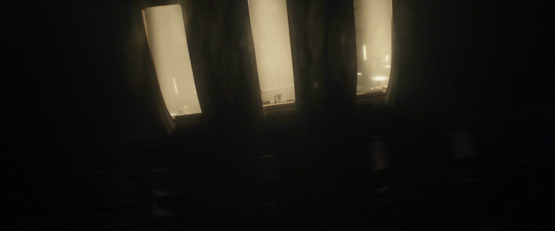 extant_StarTrek_PIC_1x01-Remembrance_0070.jpg