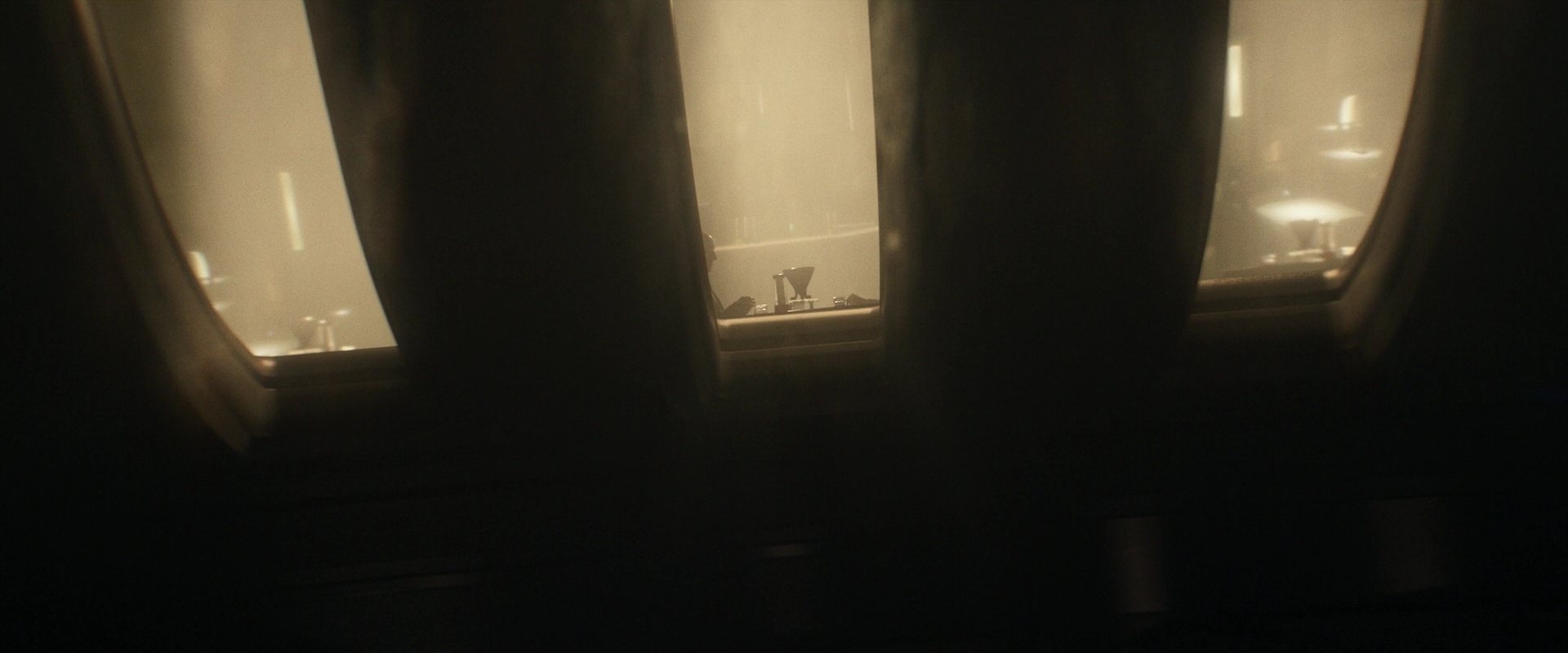 extant_StarTrek_PIC_1x01-Remembrance_0072.jpg