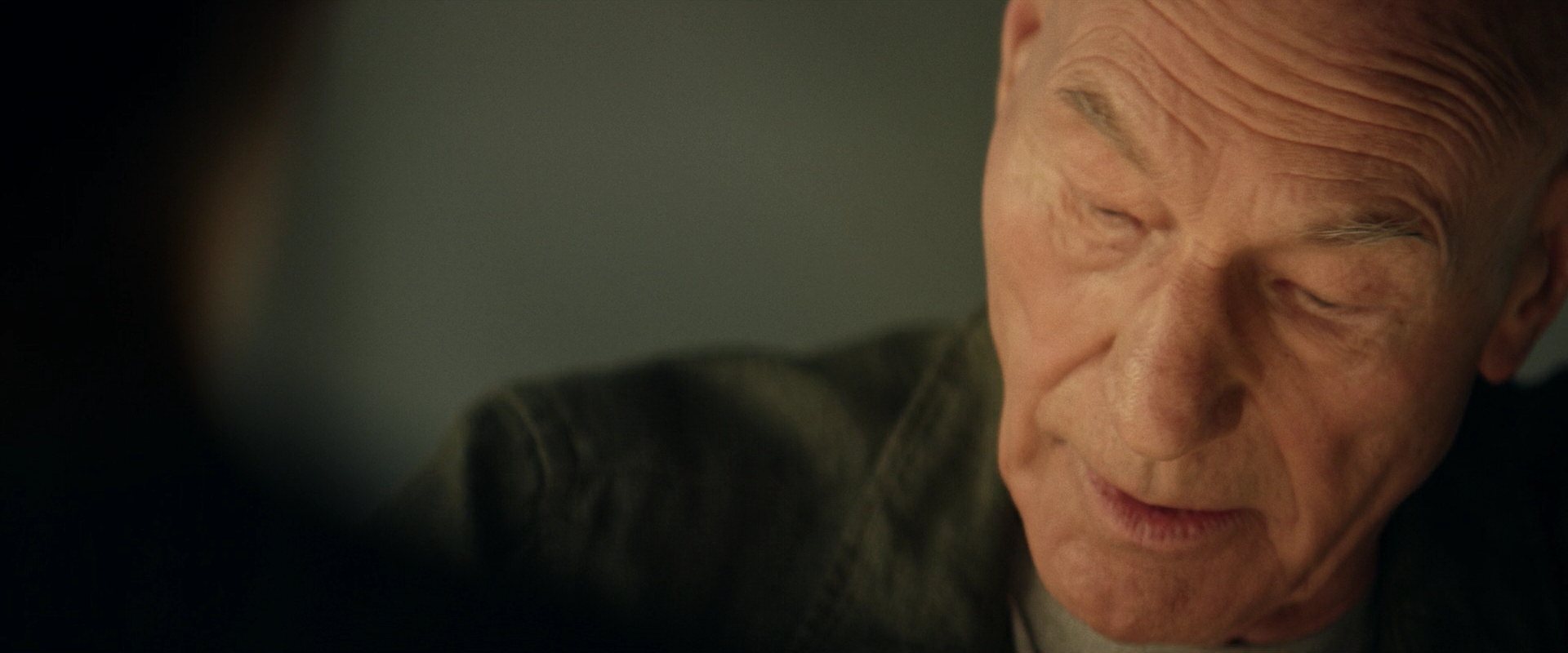 extant_StarTrek_PIC_1x01-Remembrance_0101.jpg