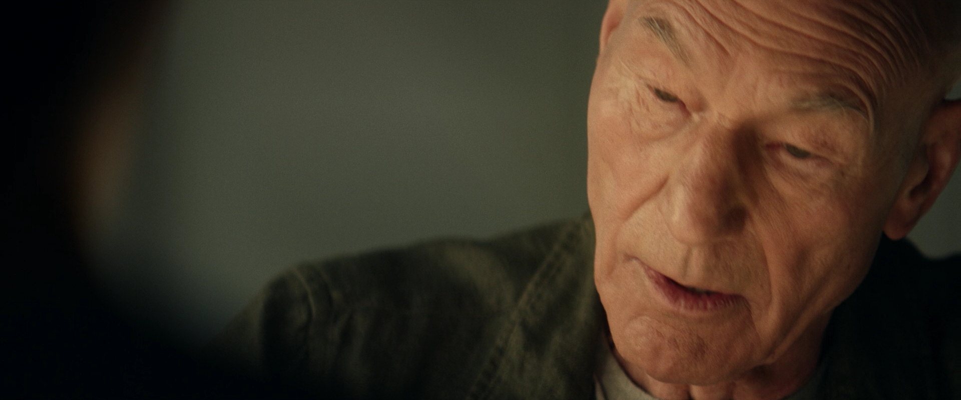 extant_StarTrek_PIC_1x01-Remembrance_0104.jpg