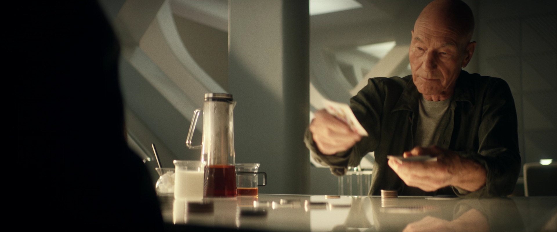 extant_StarTrek_PIC_1x01-Remembrance_0126.jpg
