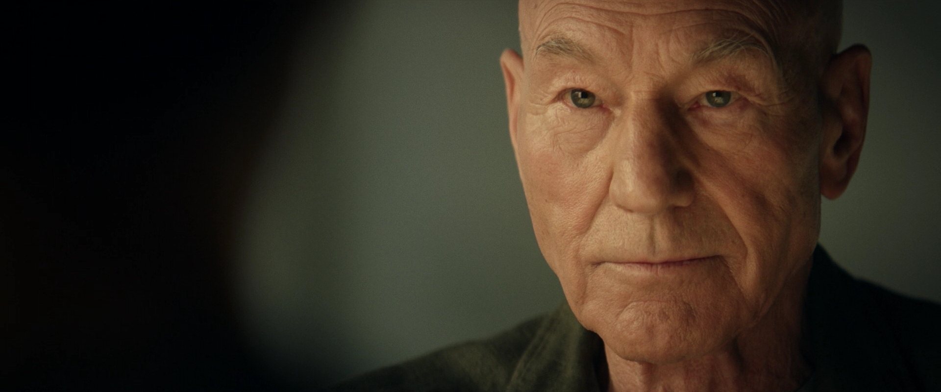 extant_StarTrek_PIC_1x01-Remembrance_0136.jpg