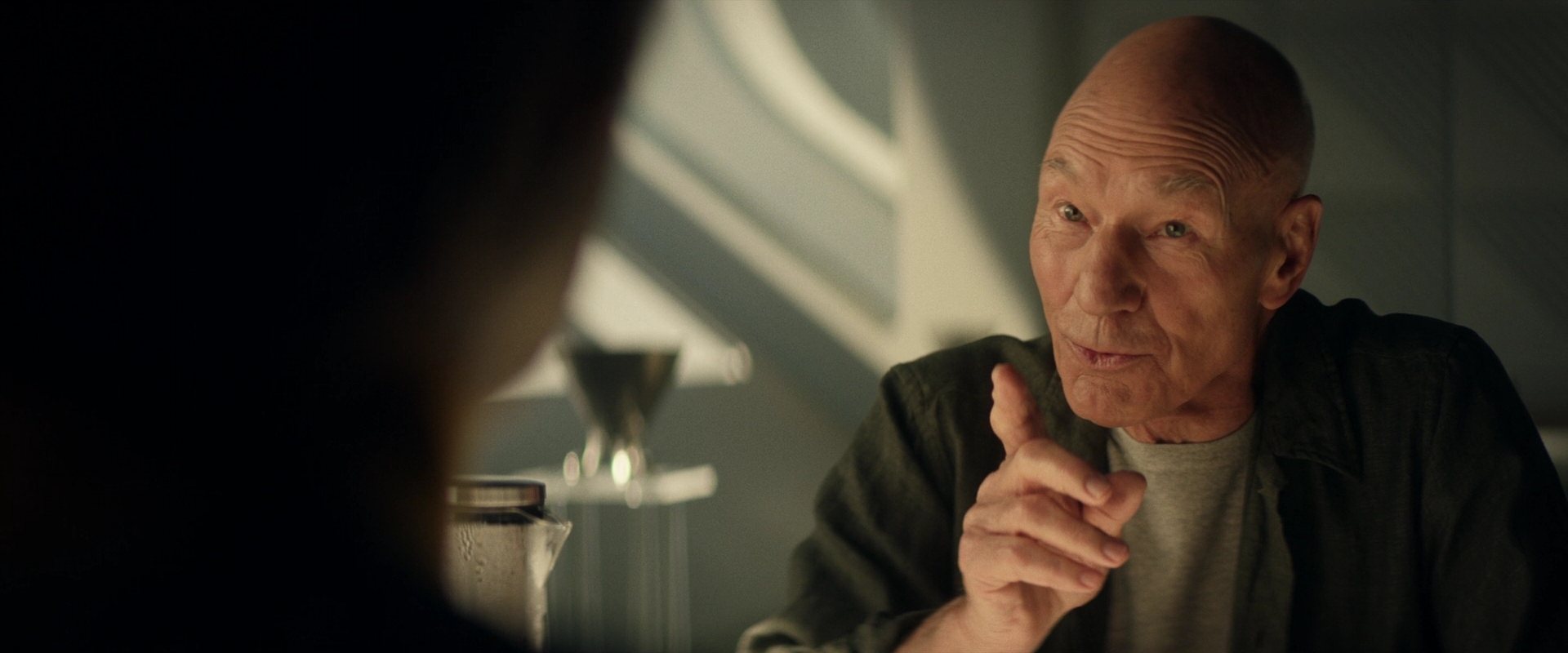 extant_StarTrek_PIC_1x01-Remembrance_0173.jpg