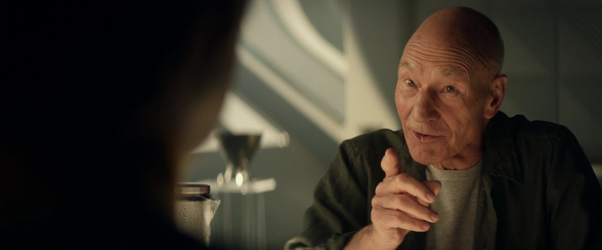 extant_StarTrek_PIC_1x01-Remembrance_0174.jpg