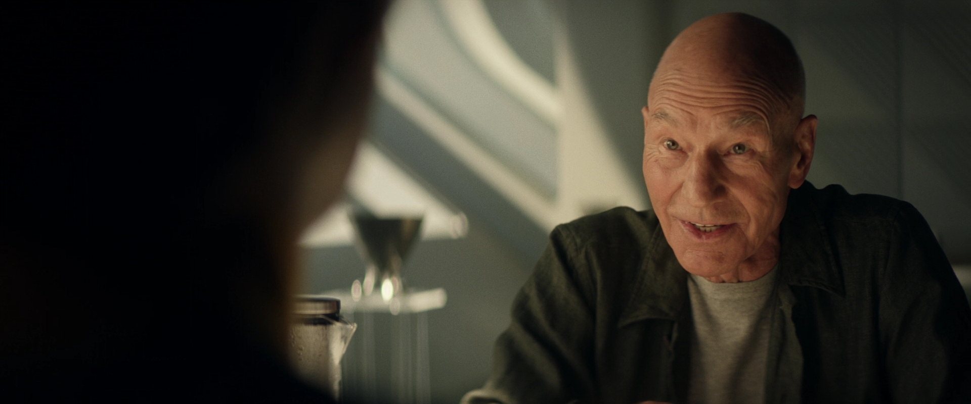 extant_StarTrek_PIC_1x01-Remembrance_0180.jpg