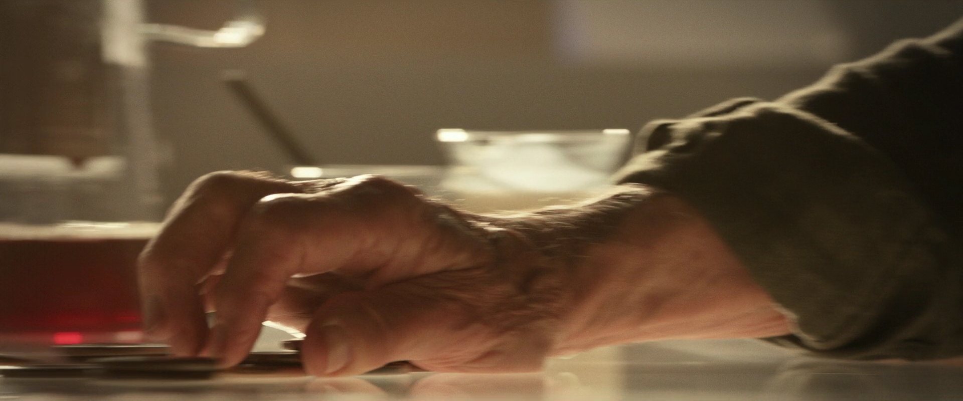 extant_StarTrek_PIC_1x01-Remembrance_0288.jpg