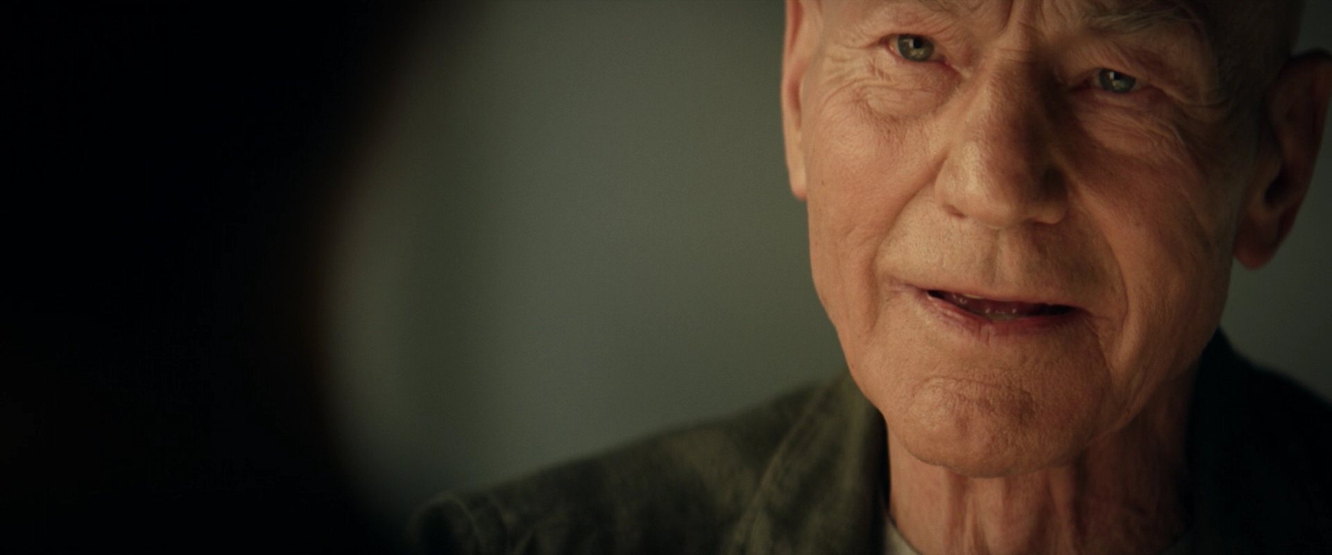 extant_StarTrek_PIC_1x01-Remembrance_0304.jpg