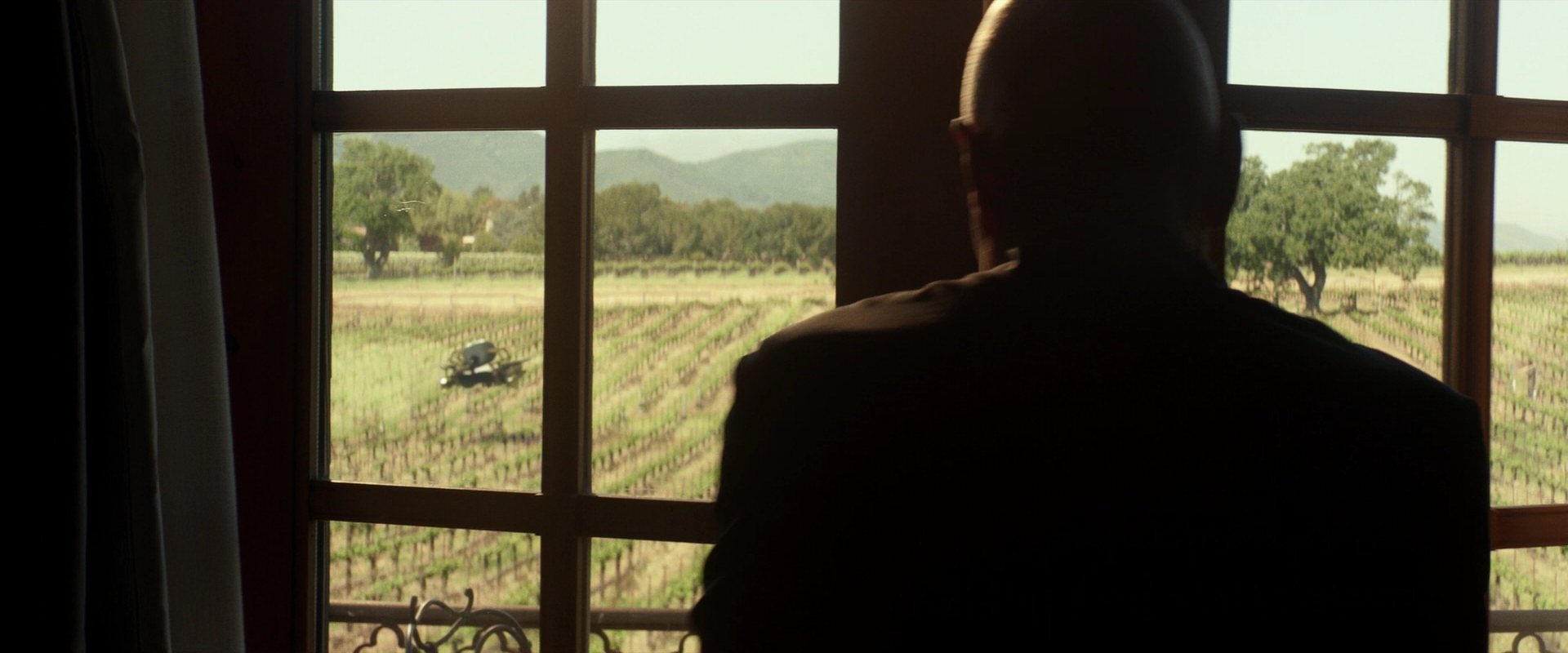 extant_StarTrek_PIC_1x01-Remembrance_0421.jpg