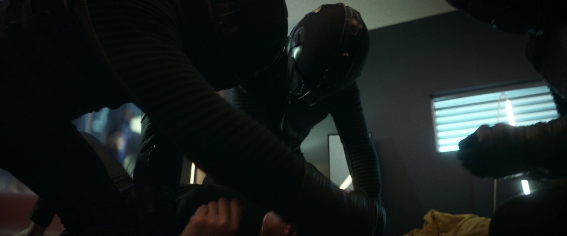extant_StarTrek_PIC_1x01-Remembrance_0596.jpg