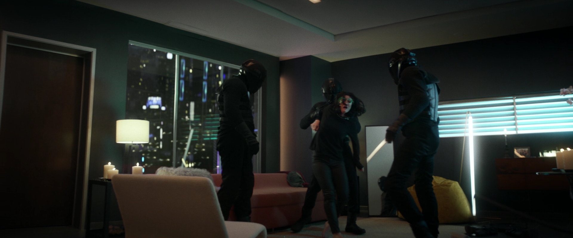 extant_StarTrek_PIC_1x01-Remembrance_0615.jpg