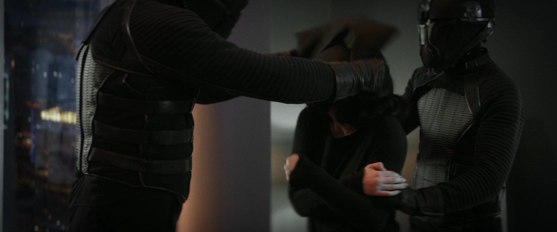 extant_StarTrek_PIC_1x01-Remembrance_0635.jpg