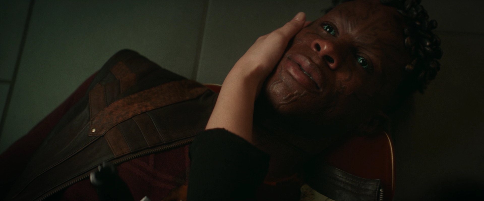 extant_StarTrek_PIC_1x01-Remembrance_0735.jpg