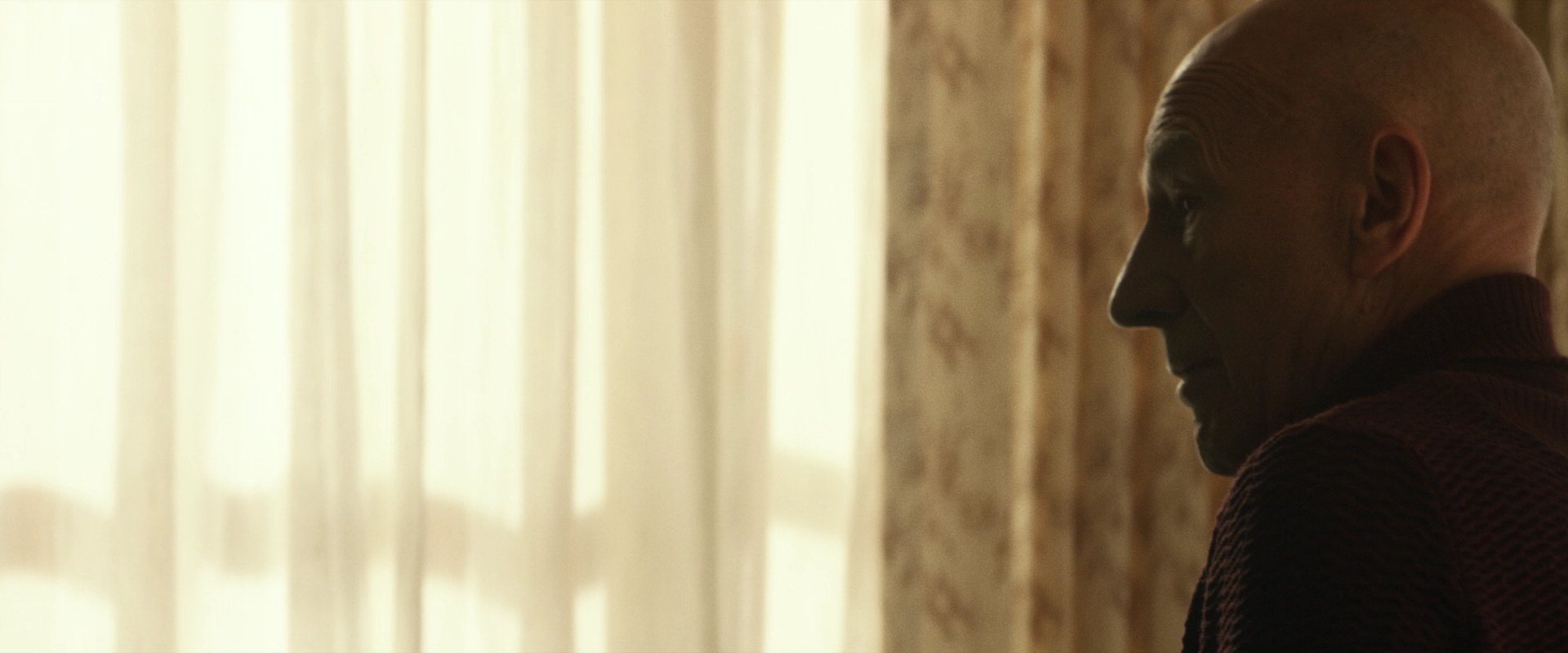 extant_StarTrek_PIC_1x01-Remembrance_1142.jpg