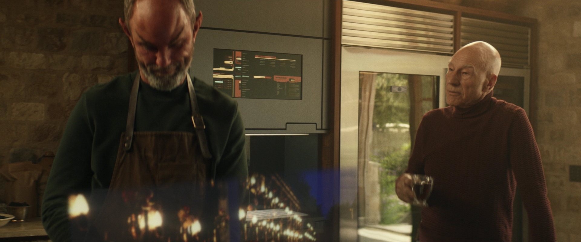 extant_StarTrek_PIC_1x01-Remembrance_1168.jpg