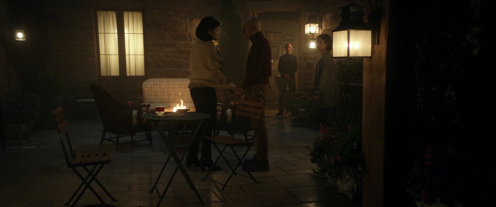 extant_StarTrek_PIC_1x01-Remembrance_2398.jpg