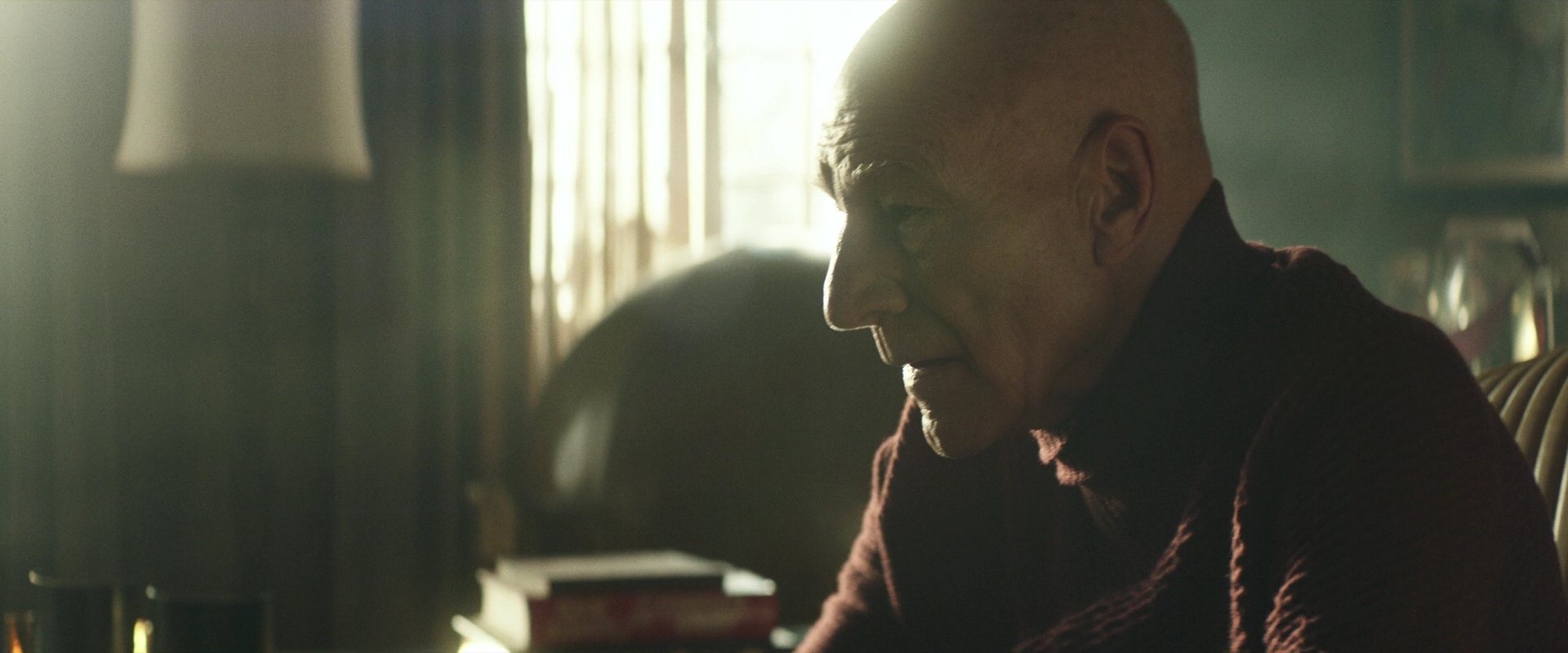 extant_StarTrek_PIC_1x01-Remembrance_2612.jpg