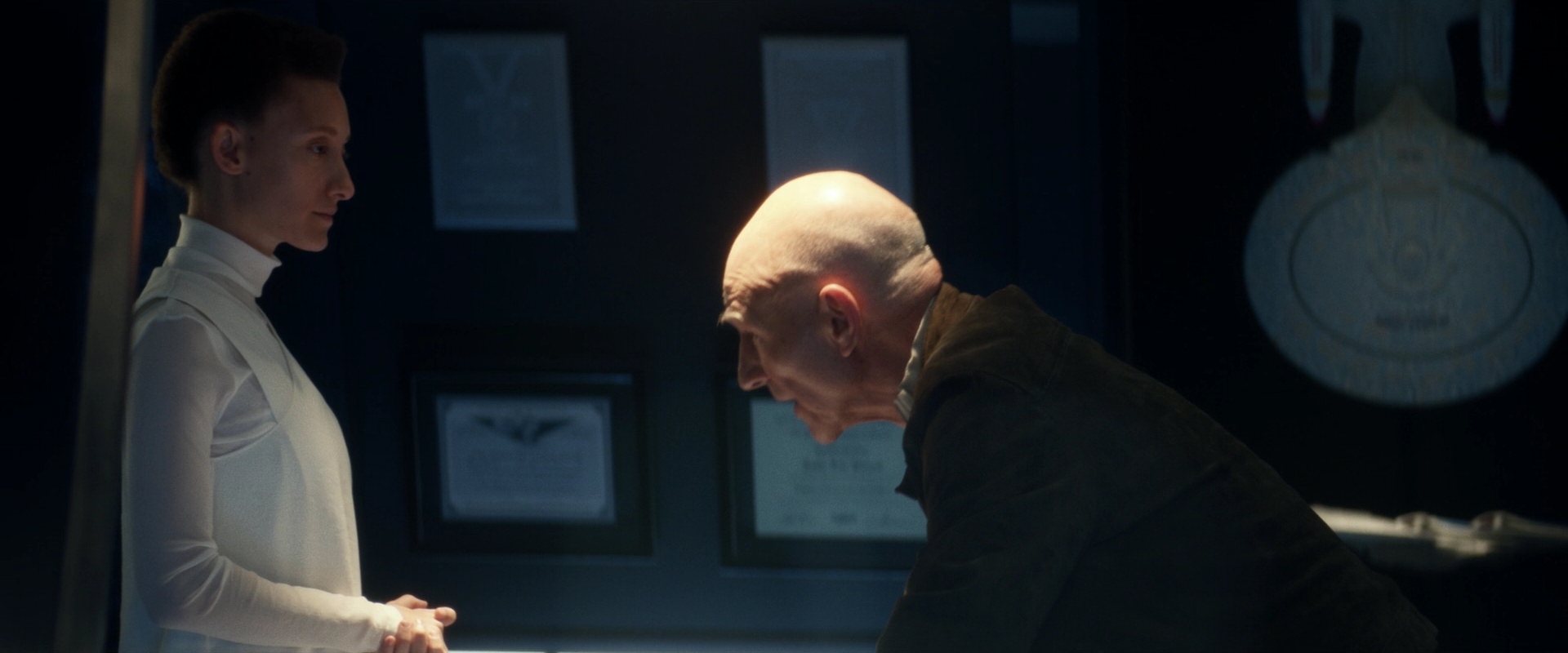 extant_StarTrek_PIC_1x01-Remembrance_2842.jpg