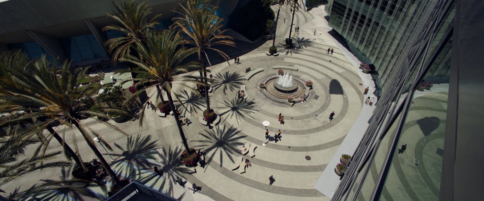 extant_StarTrek_PIC_1x01-Remembrance_3122.jpg