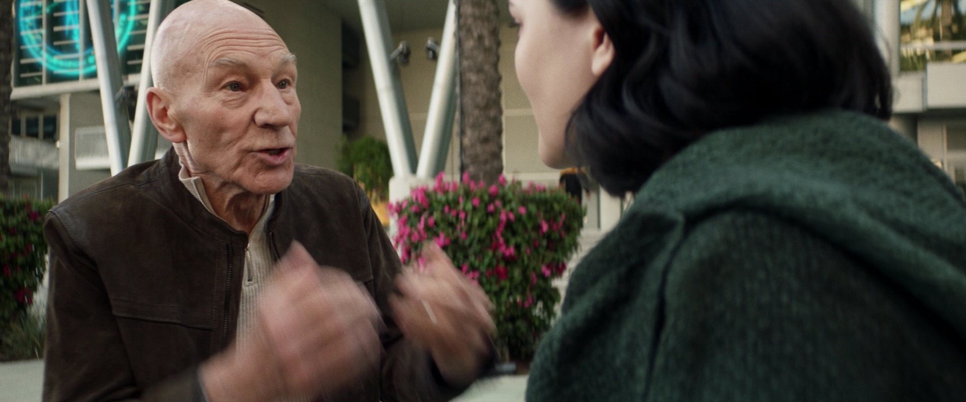 extant_StarTrek_PIC_1x01-Remembrance_3336.jpg