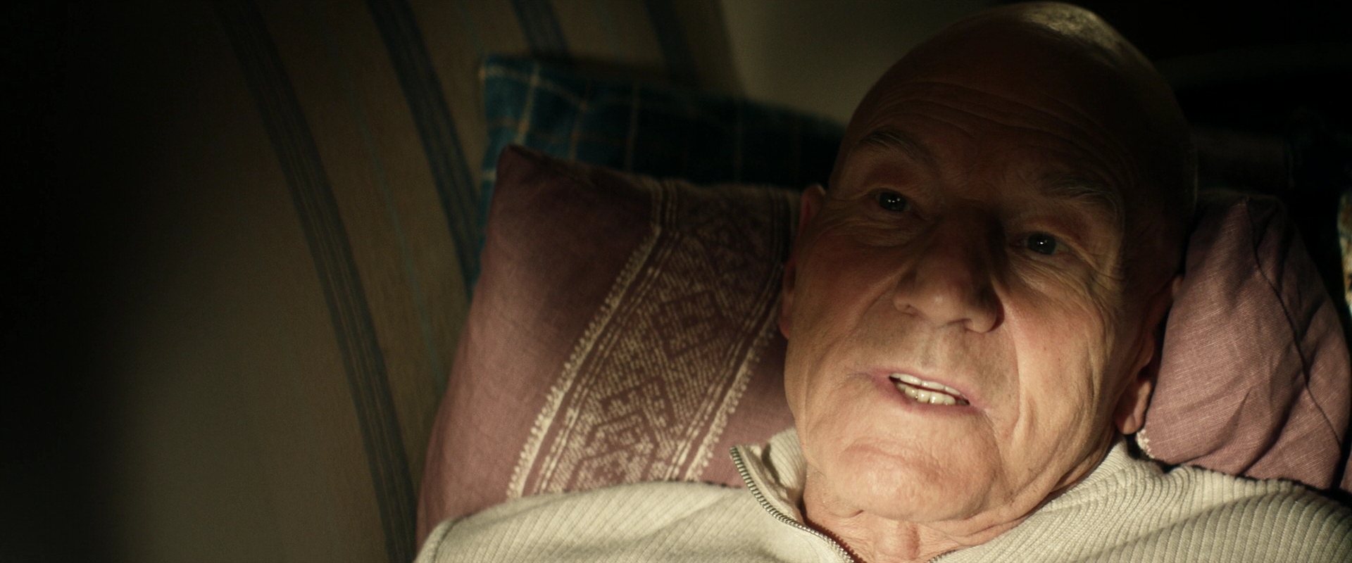 extant_StarTrek_PIC_1x01-Remembrance_3938.jpg