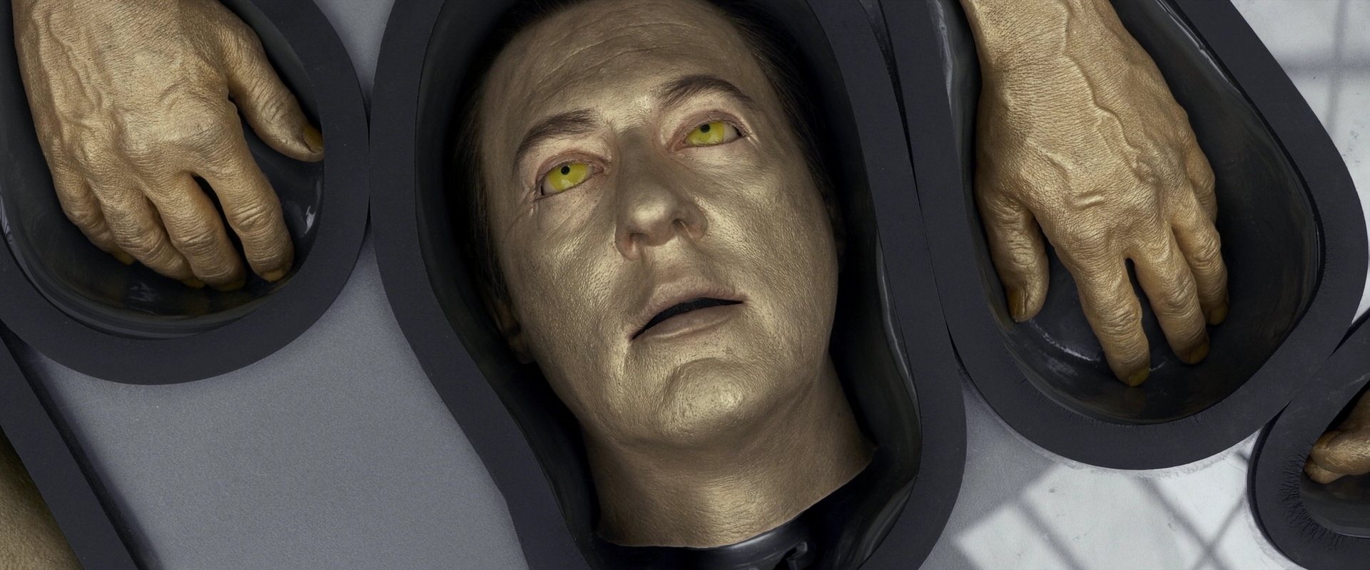 extant_StarTrek_PIC_1x01-Remembrance_4200.jpg