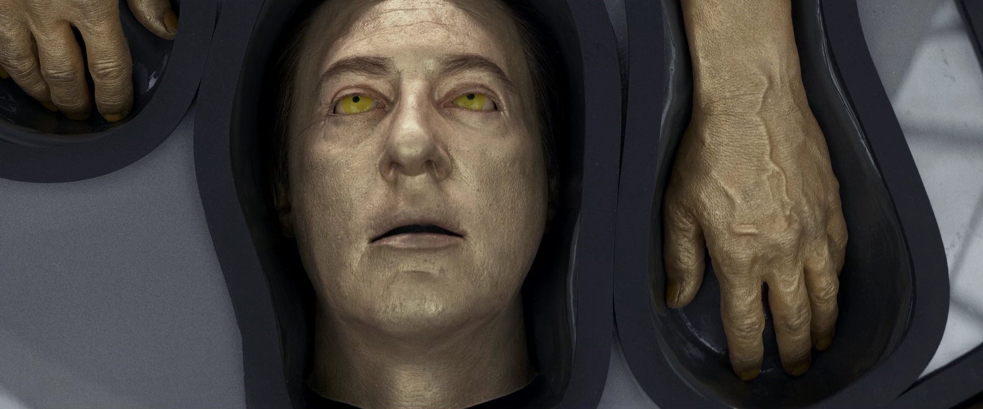 extant_StarTrek_PIC_1x01-Remembrance_4213.jpg