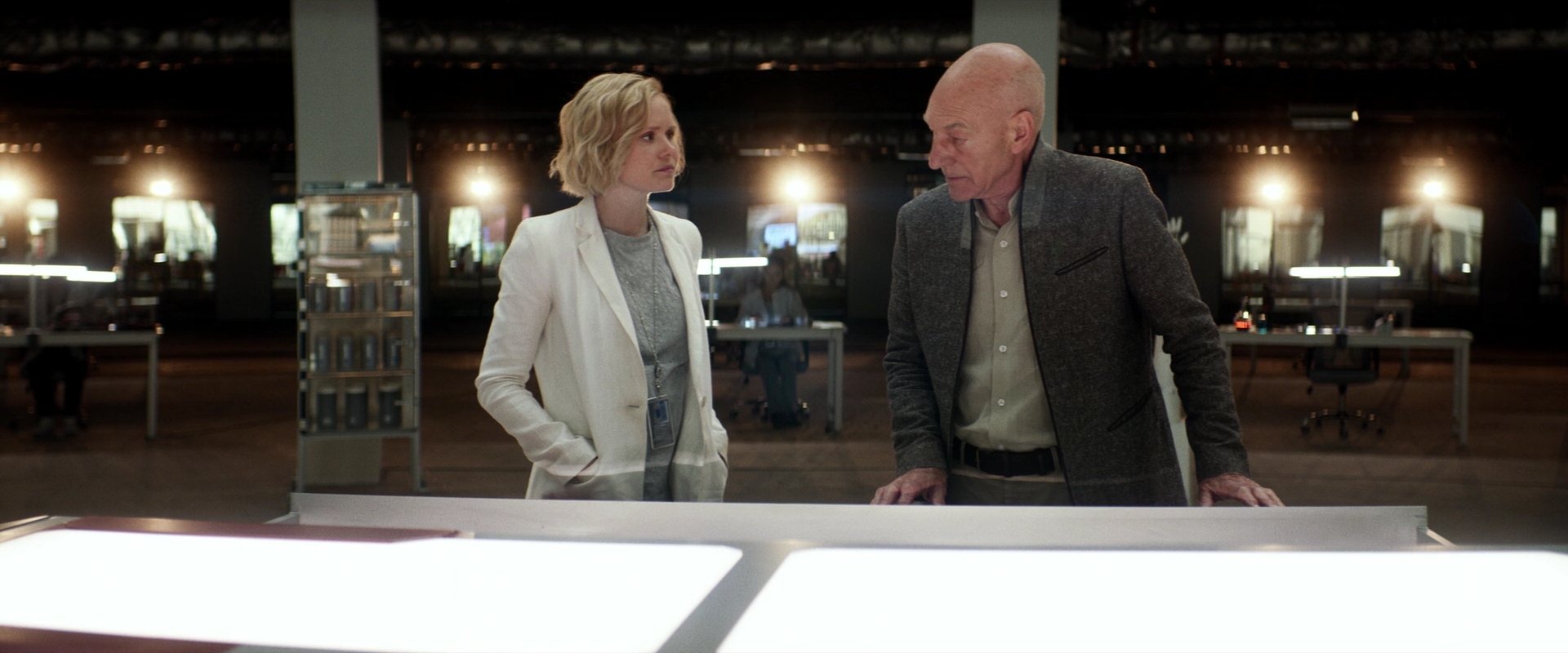 extant_StarTrek_PIC_1x01-Remembrance_4228.jpg