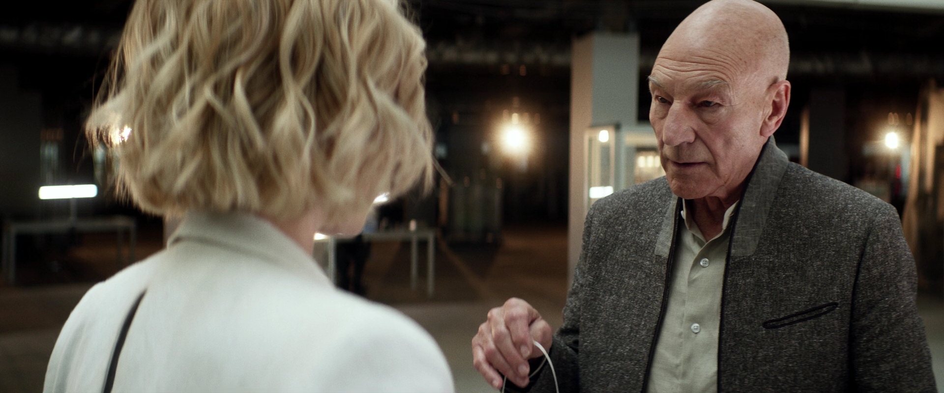 extant_StarTrek_PIC_1x01-Remembrance_4324.jpg
