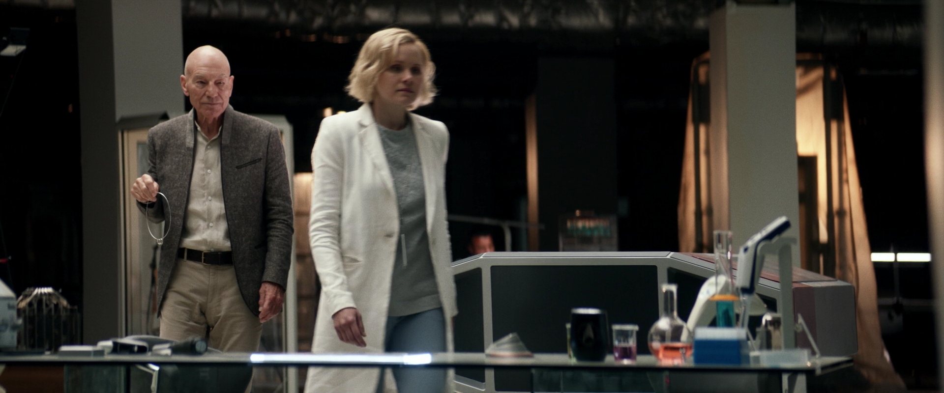 extant_StarTrek_PIC_1x01-Remembrance_4356.jpg