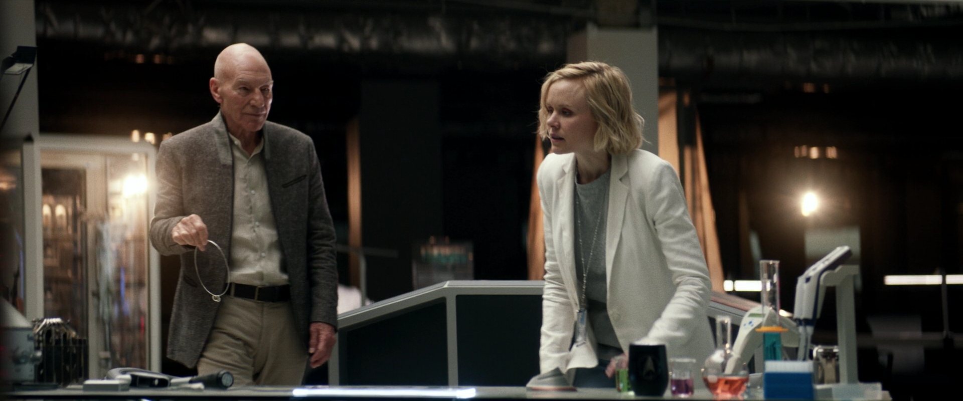 extant_StarTrek_PIC_1x01-Remembrance_4360.jpg