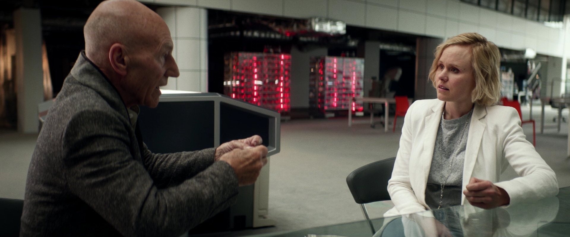 extant_StarTrek_PIC_1x01-Remembrance_4415.jpg