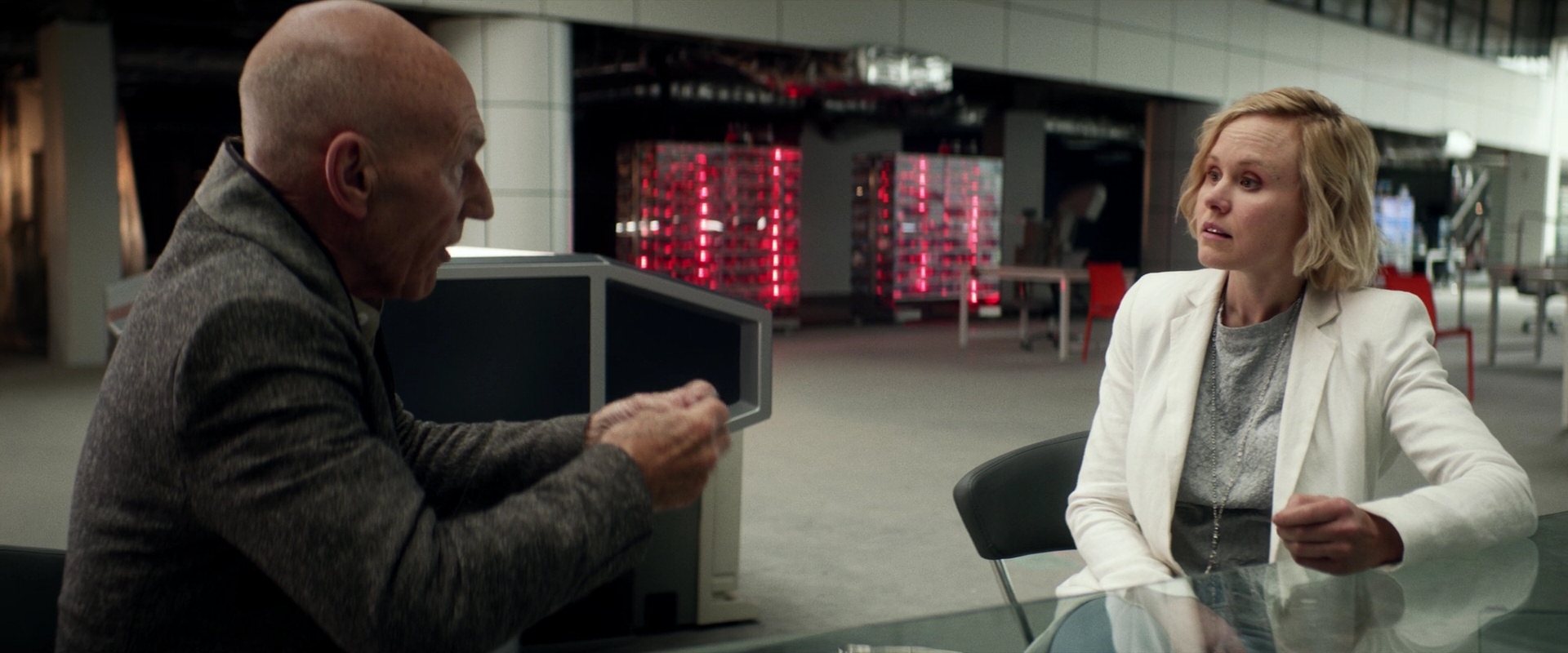 extant_StarTrek_PIC_1x01-Remembrance_4417.jpg