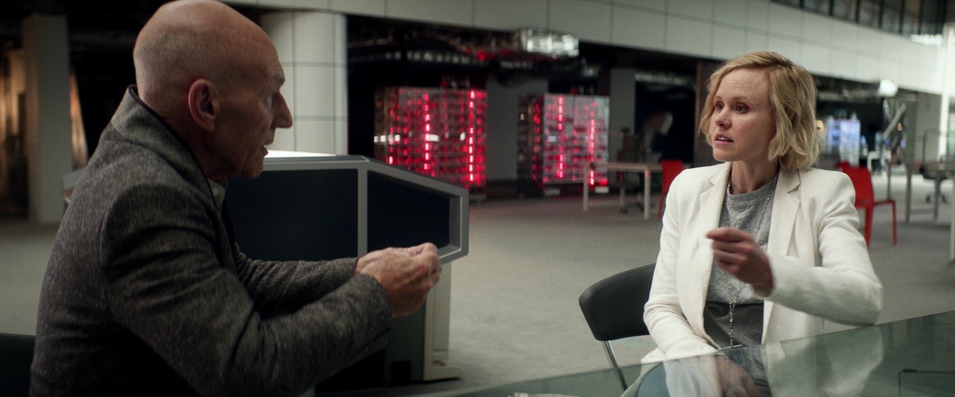 extant_StarTrek_PIC_1x01-Remembrance_4419.jpg