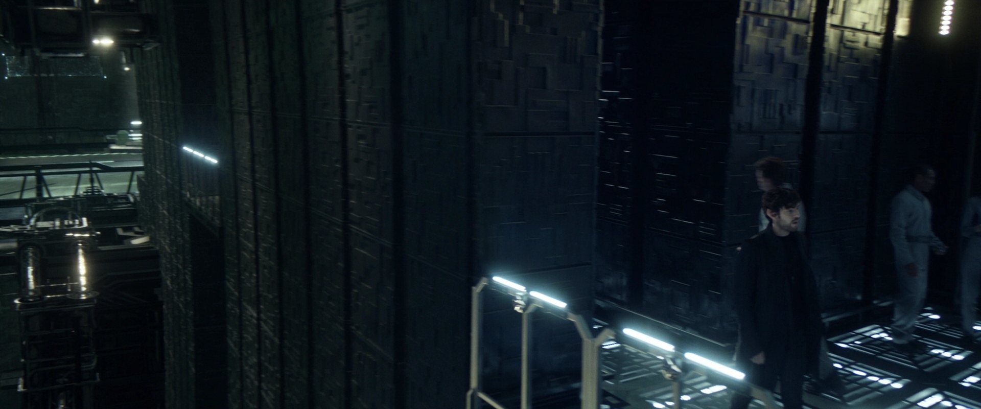 extant_StarTrek_PIC_1x01-Remembrance_4571.jpg
