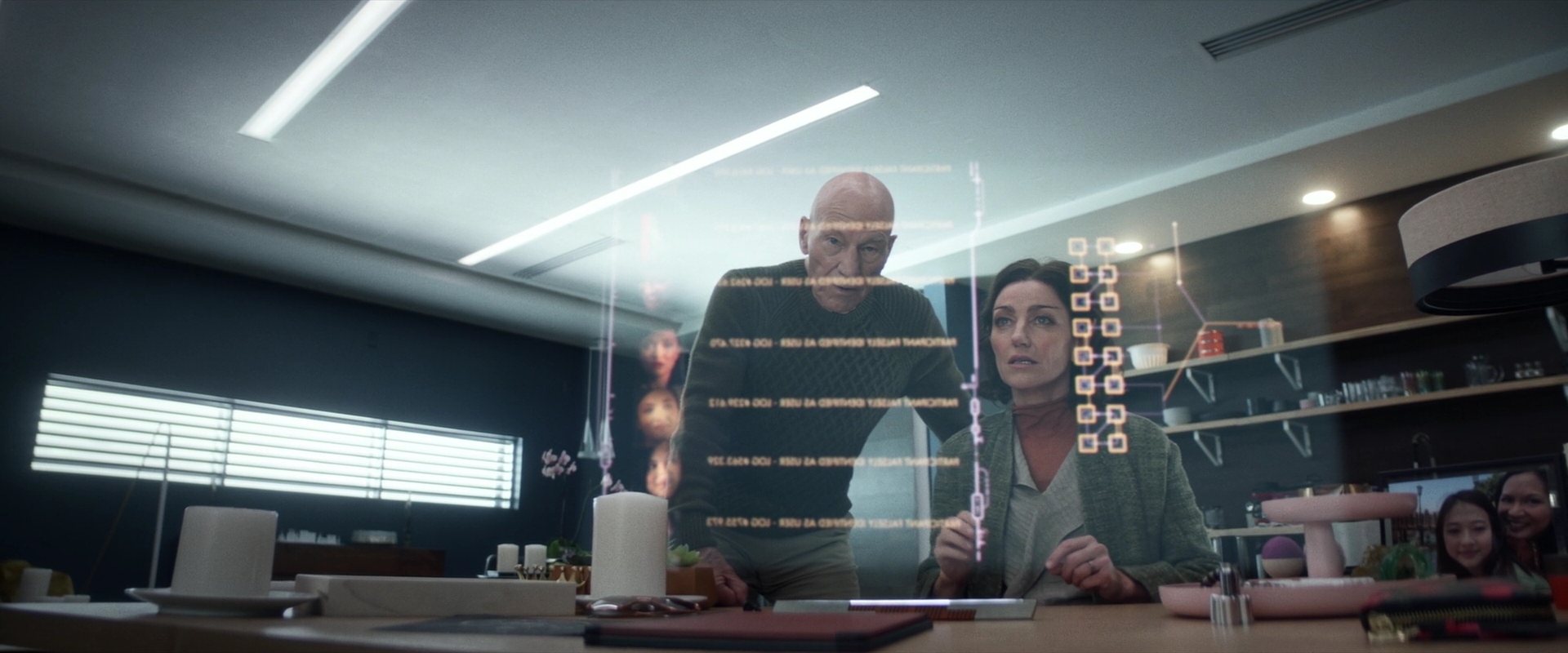 extant_StarTrek_PIC_1x02-MapsAndLegends_1505.jpg