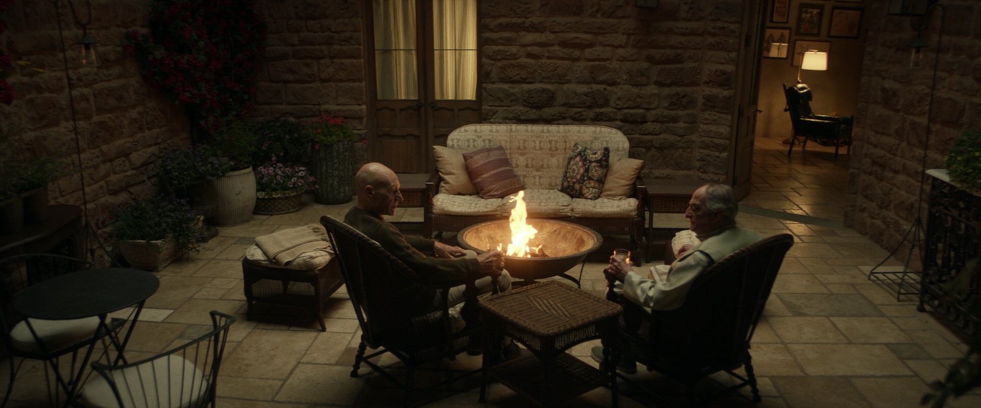 extant_StarTrek_PIC_1x02-MapsAndLegends_2044.jpg