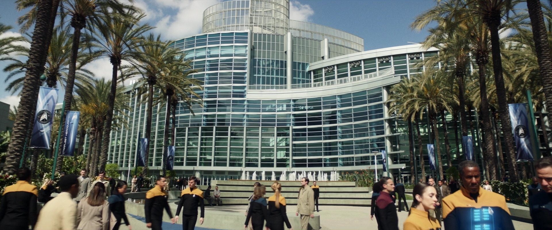 extant_StarTrek_PIC_1x02-MapsAndLegends_2295.jpg