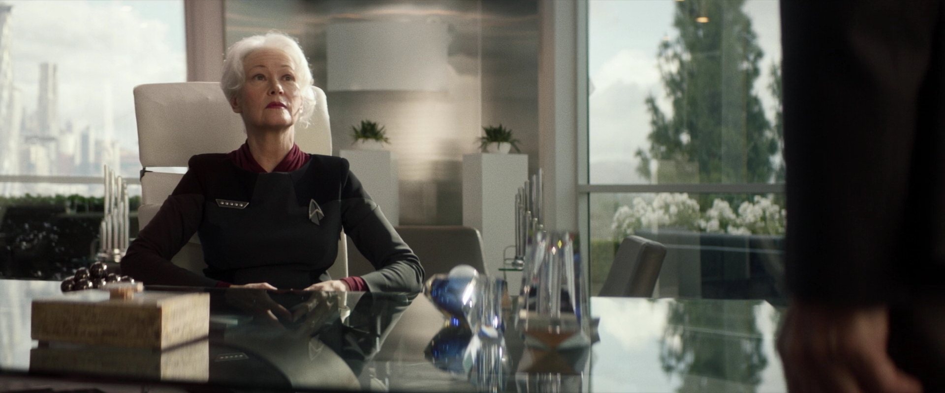 extant_StarTrek_PIC_1x02-MapsAndLegends_2406.jpg