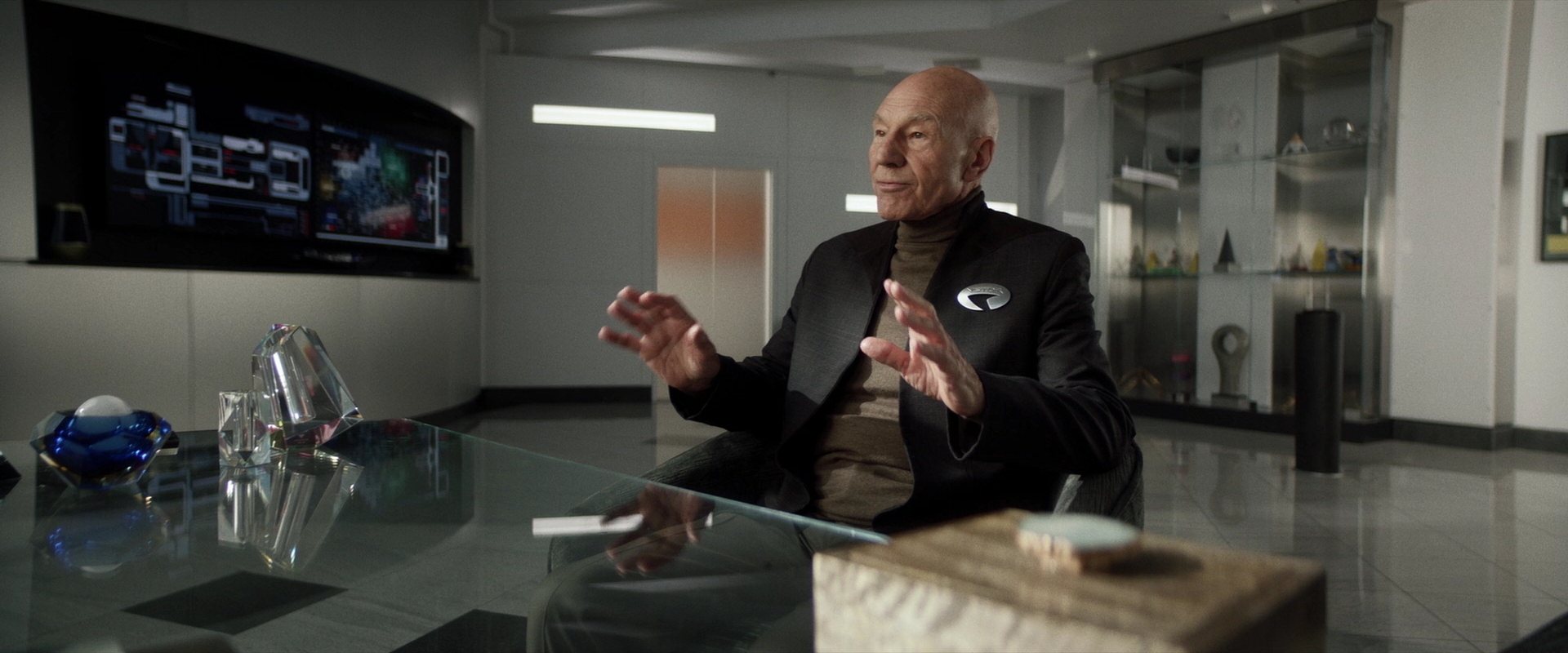 extant_StarTrek_PIC_1x02-MapsAndLegends_2430.jpg