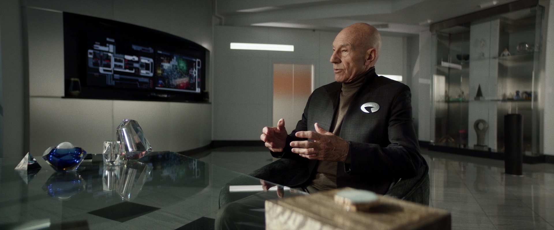 extant_StarTrek_PIC_1x02-MapsAndLegends_2445.jpg