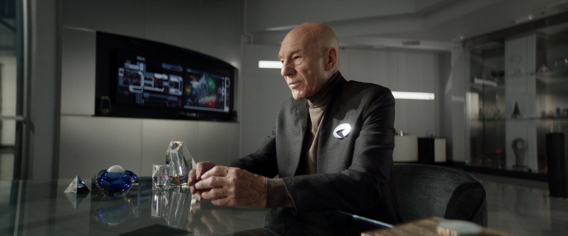 extant_StarTrek_PIC_1x02-MapsAndLegends_2508.jpg