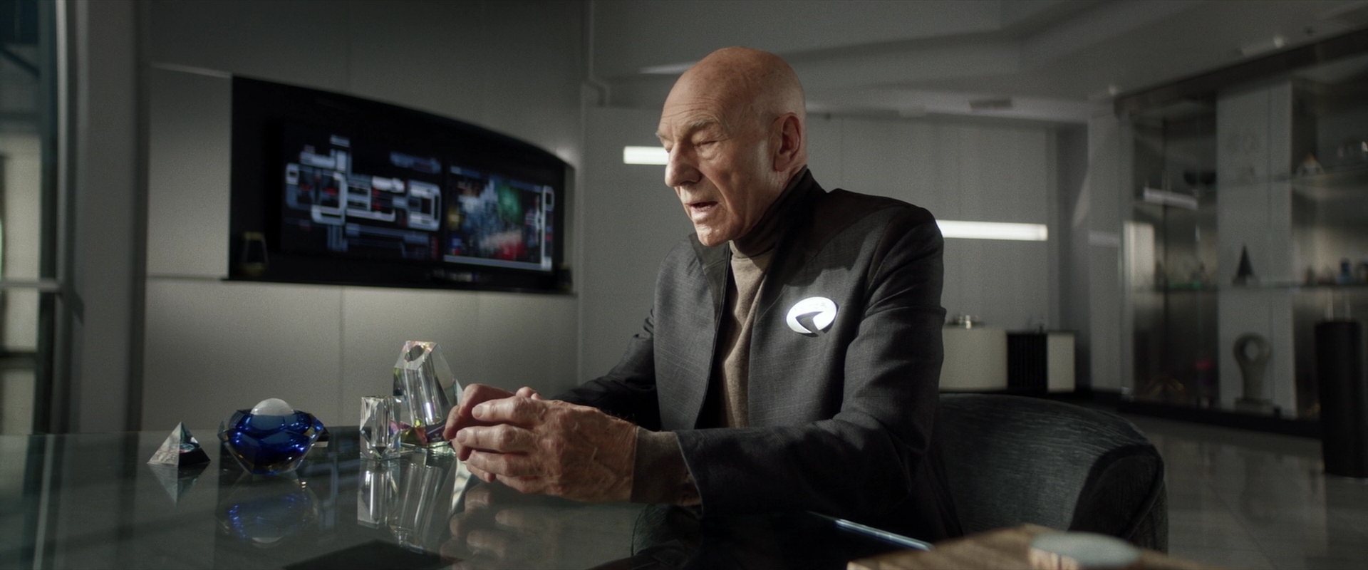 extant_StarTrek_PIC_1x02-MapsAndLegends_2510.jpg