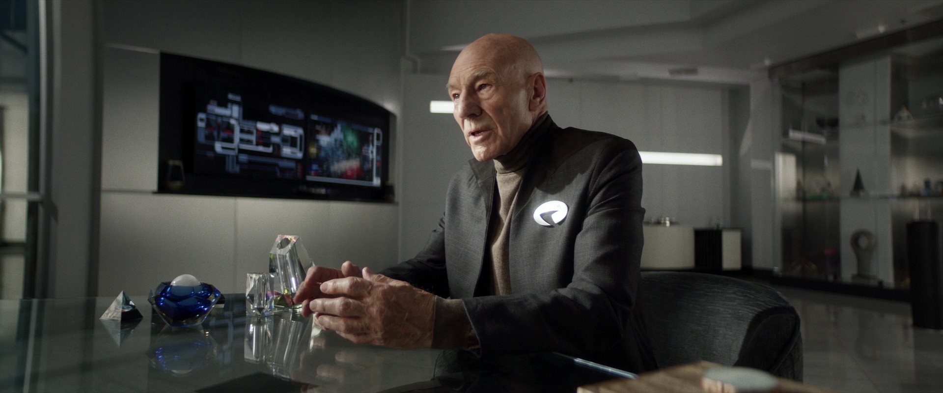 extant_StarTrek_PIC_1x02-MapsAndLegends_2511.jpg