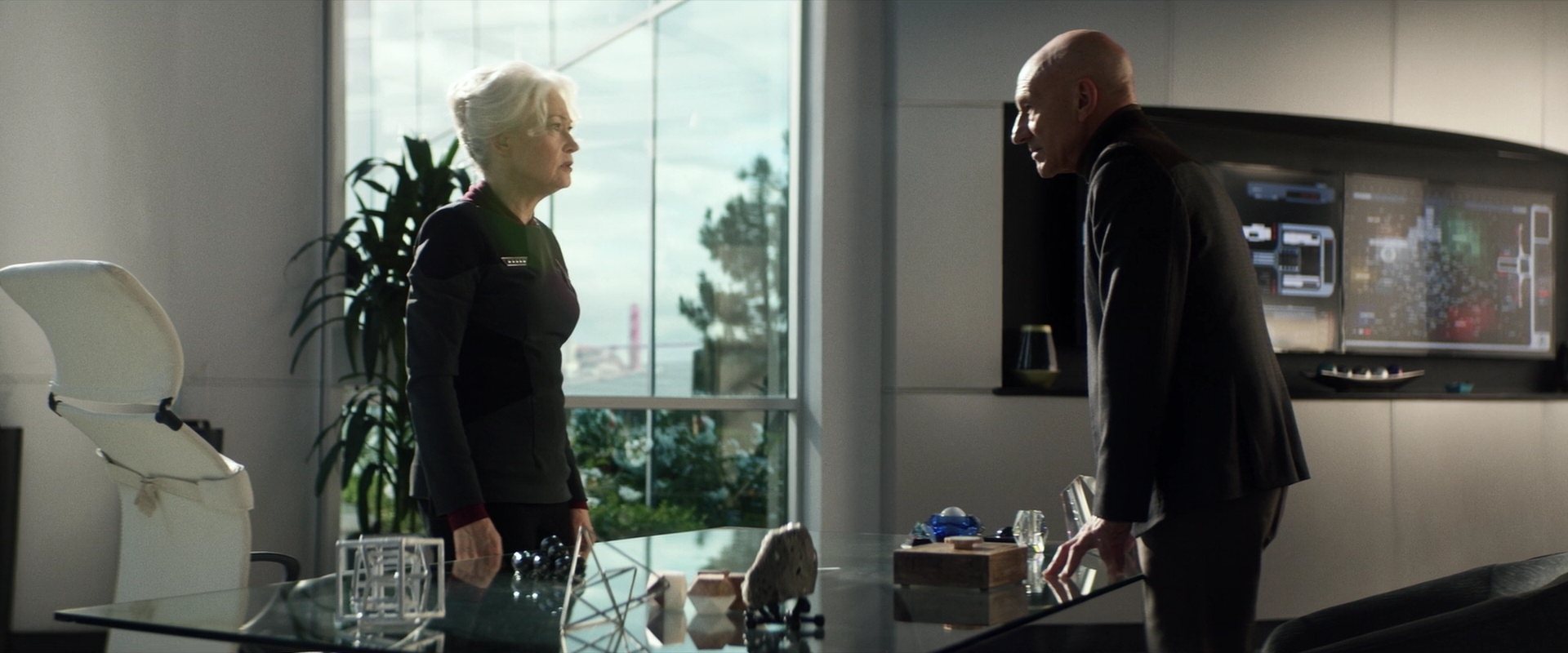 extant_StarTrek_PIC_1x02-MapsAndLegends_2684.jpg