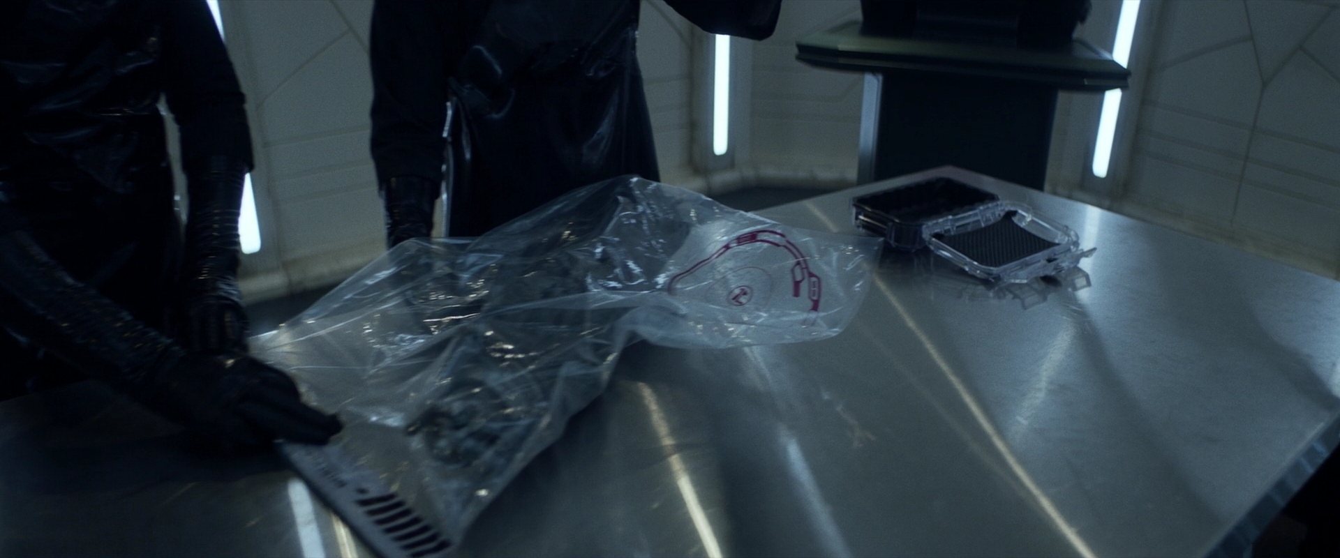 extant_StarTrek_PIC_1x02-MapsAndLegends_3447.jpg