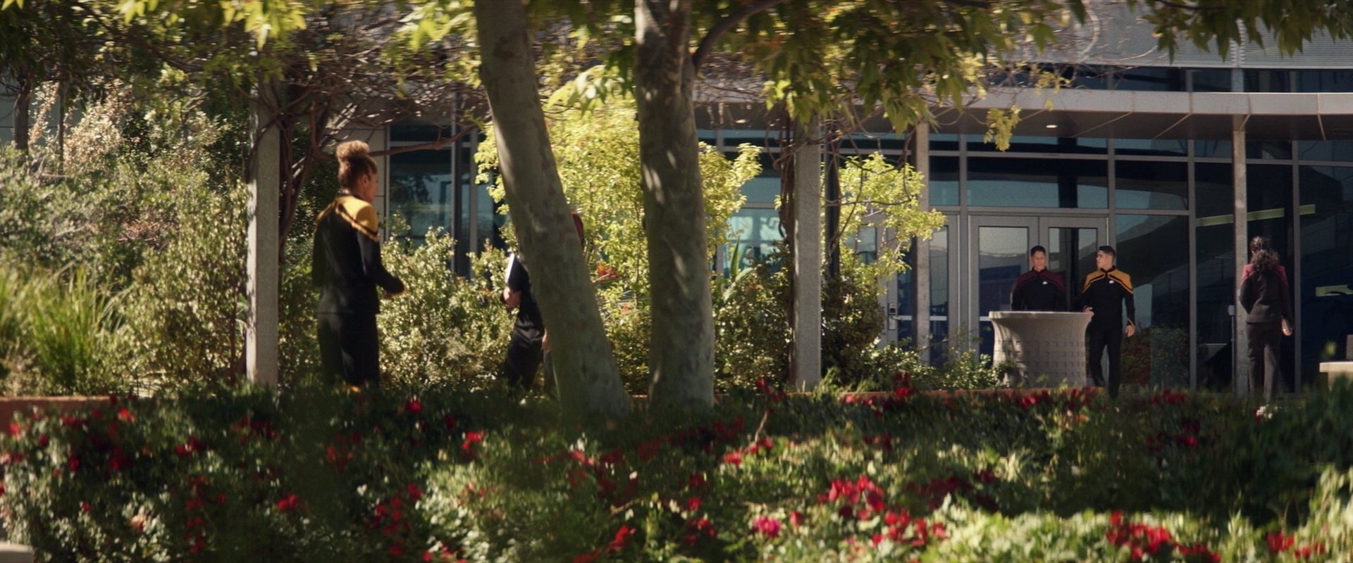 extant_StarTrek_PIC_1x03-TheEndIsTheBeginning_0246.jpg