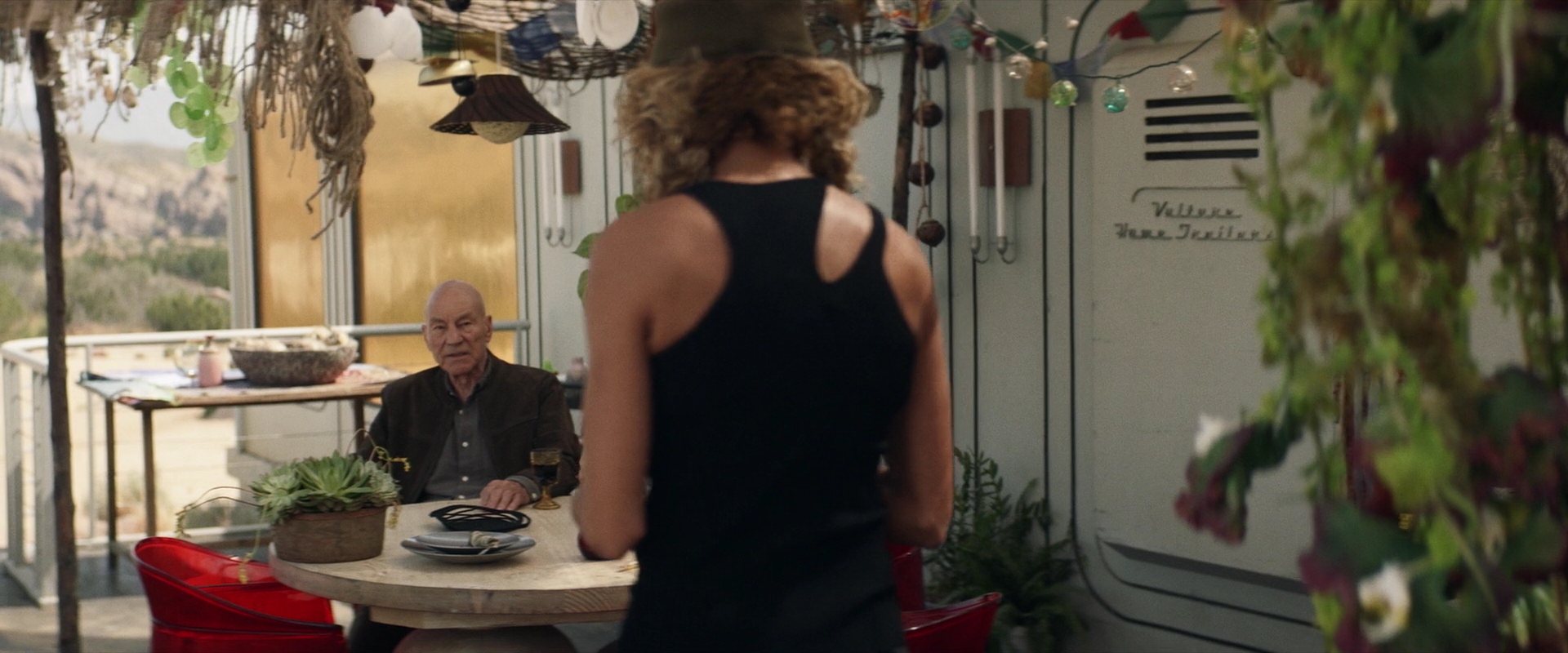 extant_StarTrek_PIC_1x03-TheEndIsTheBeginning_0953.jpg