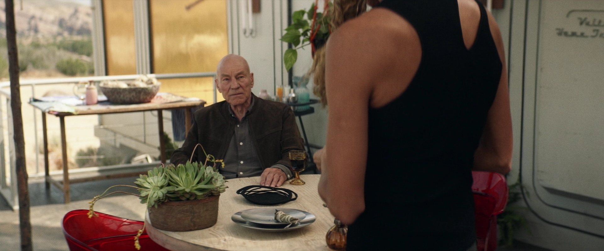extant_StarTrek_PIC_1x03-TheEndIsTheBeginning_0962.jpg