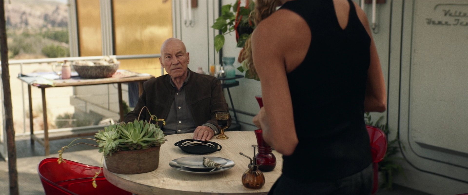 extant_StarTrek_PIC_1x03-TheEndIsTheBeginning_0963.jpg